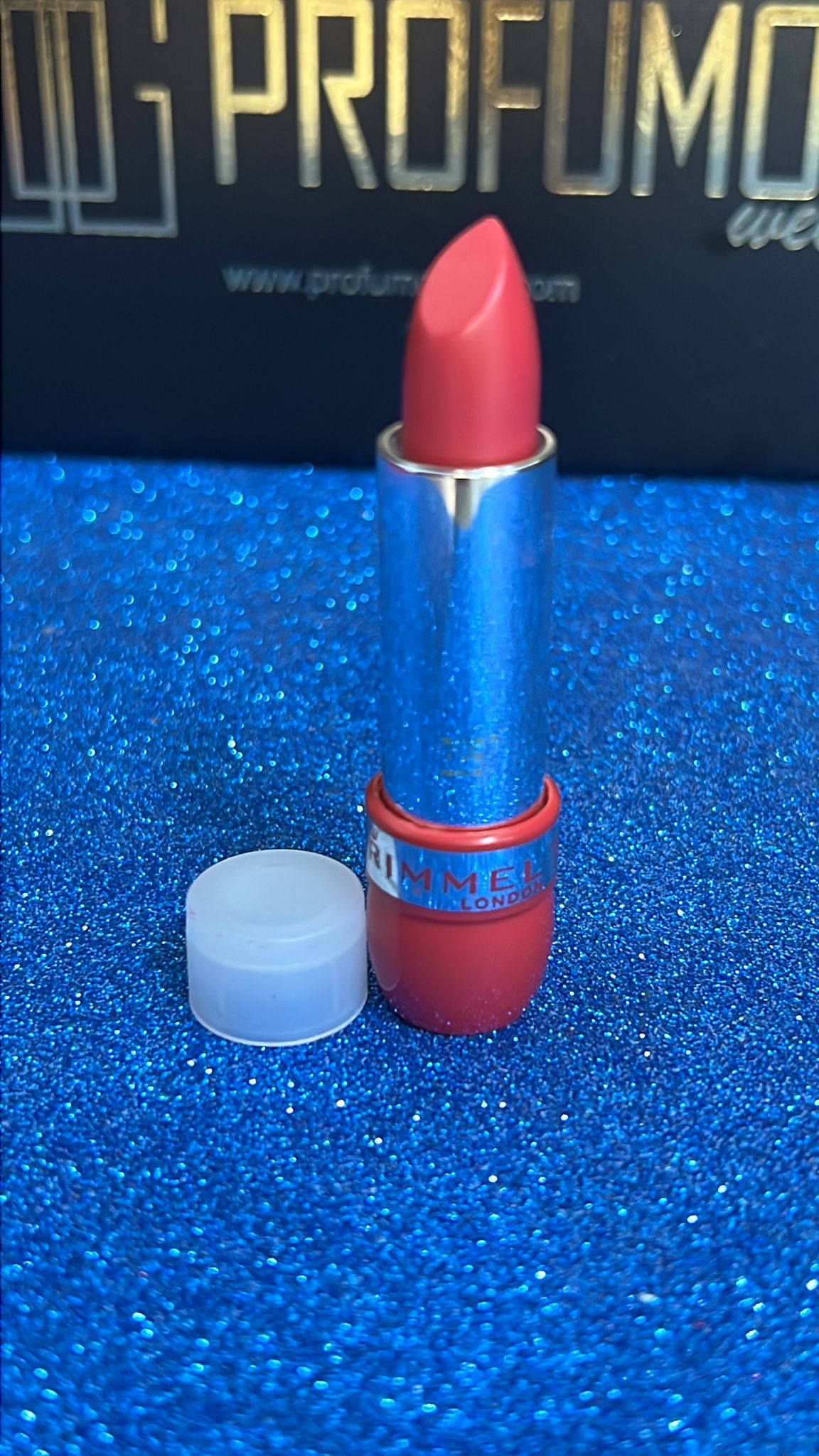 RIMMEL ROSSETTO STICK IDRATANTE MOISTURE RENEW CON TAPPO DI PLASTICA TESTER - Profumo Web